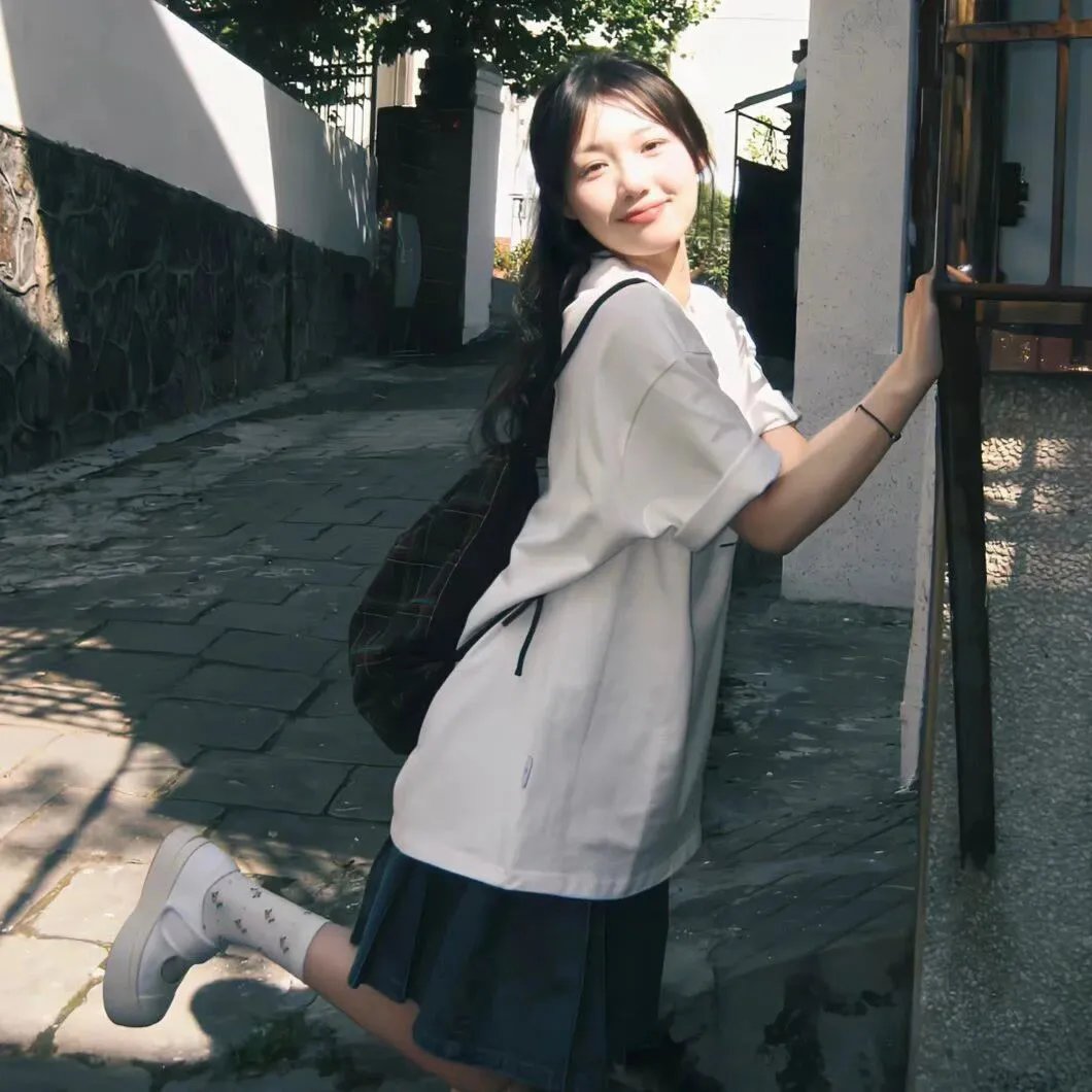 太空学员 高清封面